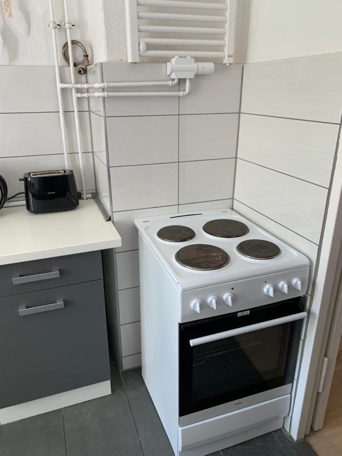 Lebt-wohnung Für Bis Zu 12 Personen * Berlin