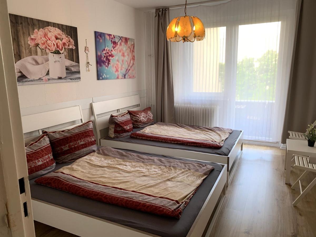 Apartment Lebt-wohnung Für Bis Zu 12 Personen Berlin